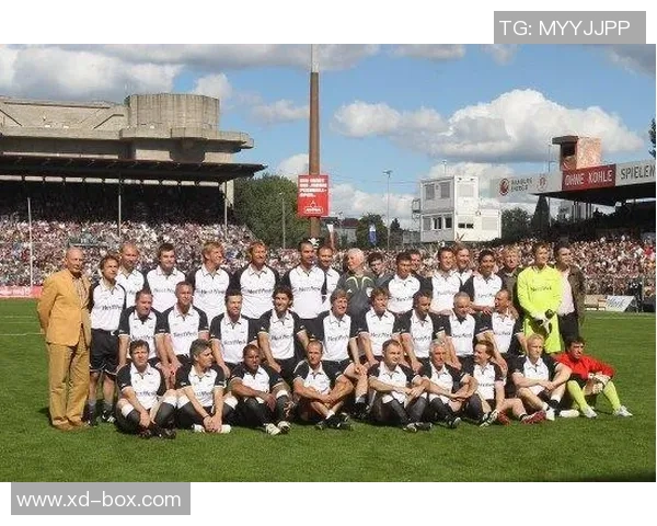 外滩足球明星阵容全景图揭晓众多传奇球员齐聚一堂